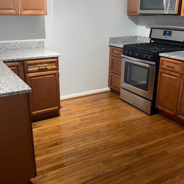 Cleaning project by Strong Hands Cleaning LLC — photo 29